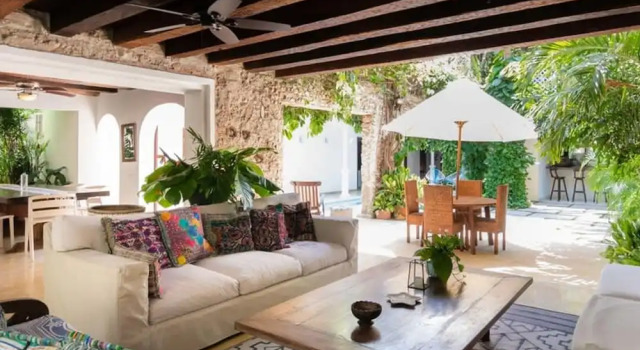 Коттедж w Vibrant House 5BR w Pool n AC in Cartagena