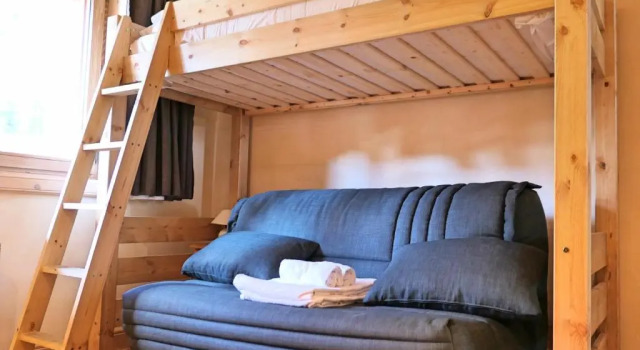 Апартаменты APARTMENT LONGVIEW - Central Chamonix - Sleeps 8