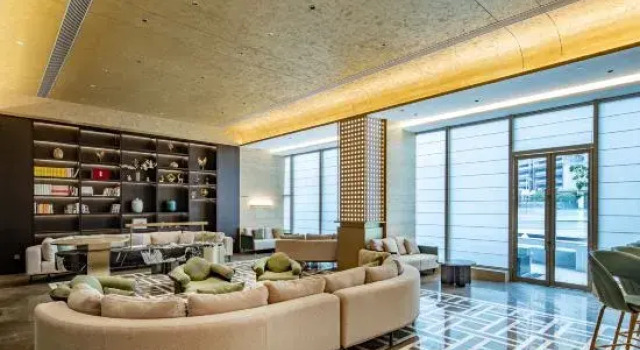 Blandy Hotel, Prenota Hotel Qiandongnan Cina