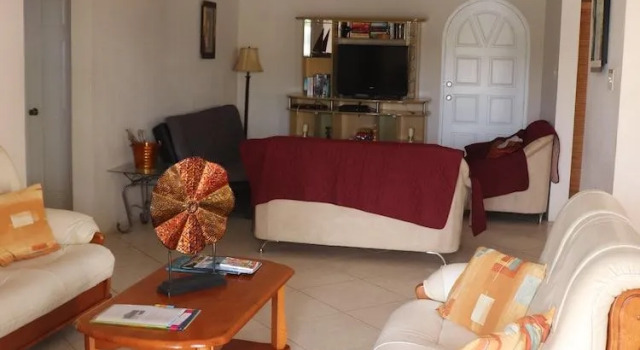 Ginger Lily 2-bed Suite at Sungold House Barbados