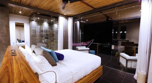 Полулюкс с балконом Kura Boutique Hotel Member of the Cayuga Collection