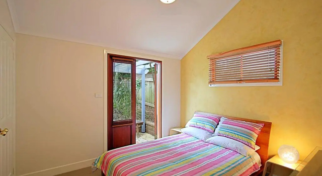 Harkaway - charming cottage in central Byron Bay, Забронировать Отель Отели Байрон-Бей 4 звезды, рядом с Cumbebin Swamp Nature Reserve, 4*