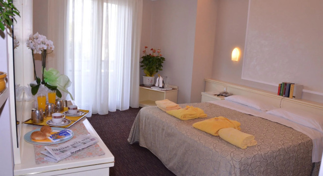 Hotel Terme Marconi, Prenota Hotel Hotel a Veneto con piscina, Piscina