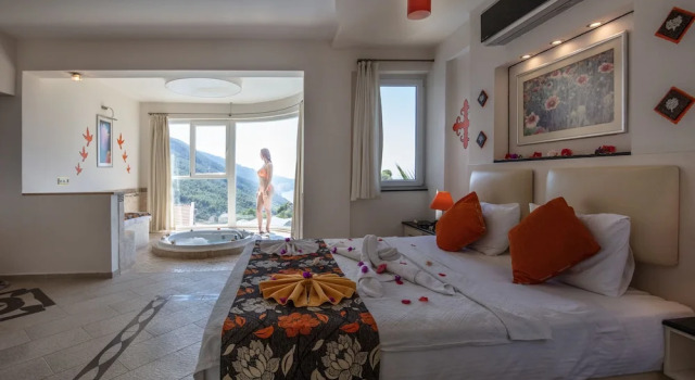 Люкс Grand с балконом Golden Life Heights Deluxe Suite Hotel - Adults Only