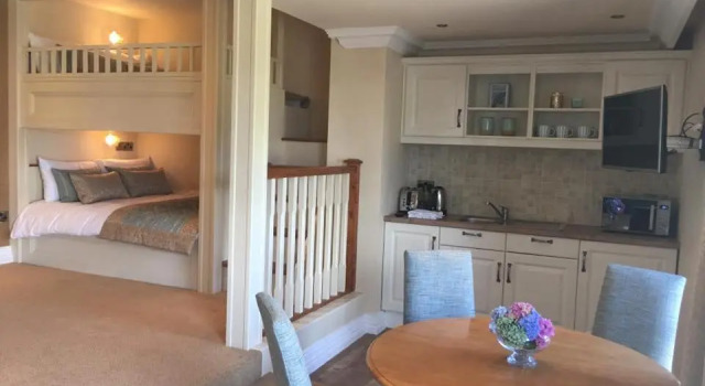 Апартаменты Towers Hotel Glenbeigh