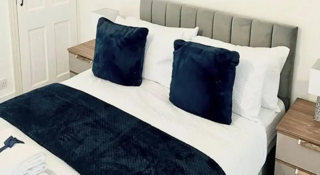 Коттедж Strood Home-sleeps 6-great for Groups & Families