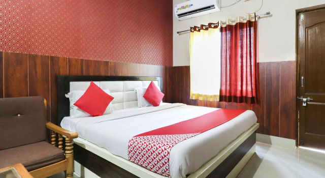 OYO 35382 Hotel Moon Light, Rezervovat Hotel Roorkee Uttarakhand