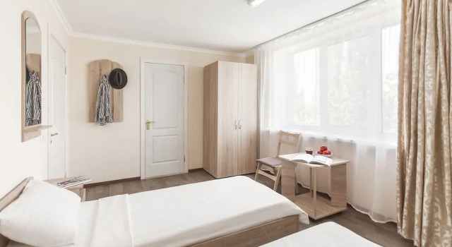 Kiparis Hotel, Buchen Sie Hotel Juschnyi Odessa region