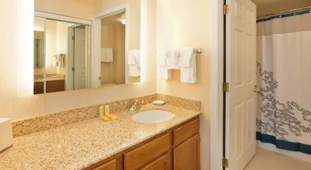 Четырёхместный люкс Residence Inn Houston Sugar Land/Stafford