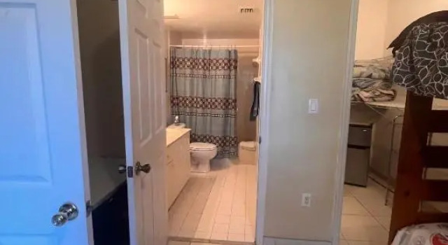Master room in apartment
