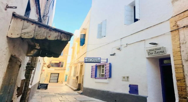 Darzayna