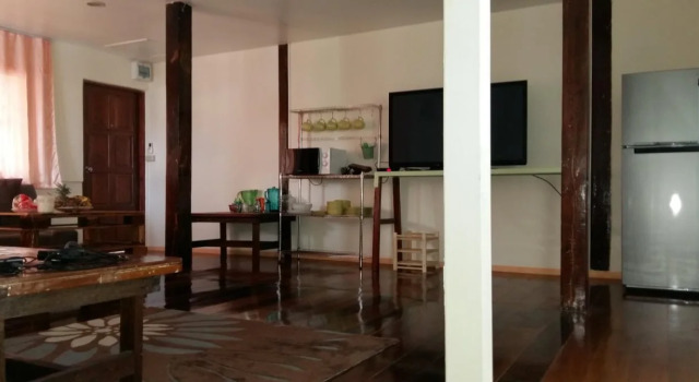 Jutharat Home
