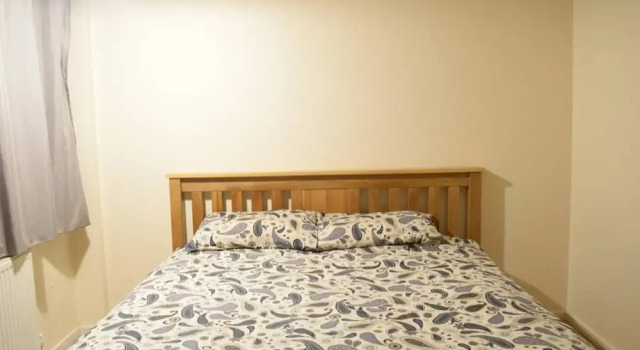 Homely 2 Bedroom House in Greenwich