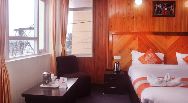 OYO 4803 Hotel Valentino, Забронировать Отель Отели Дарджилинг 3 звезды, рядом с Храм Махакал Мандир, 3*