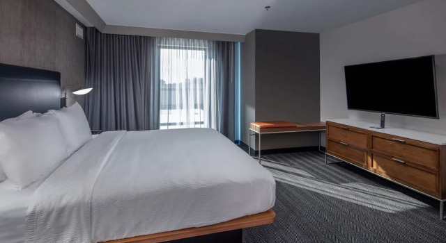 Люкс Courtyard by Marriott Conway