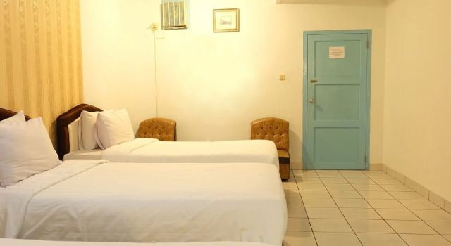 Трёхместный люкс Hotel Martani