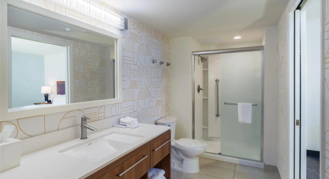Четырёхместный люкс c 1 комнатой Home2 Suites By Hilton Opelika Auburn