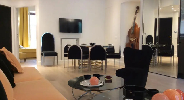 Апартаменты Deluxe BnButler - Broletto 39 - A few steps to the Duomo and La Scala