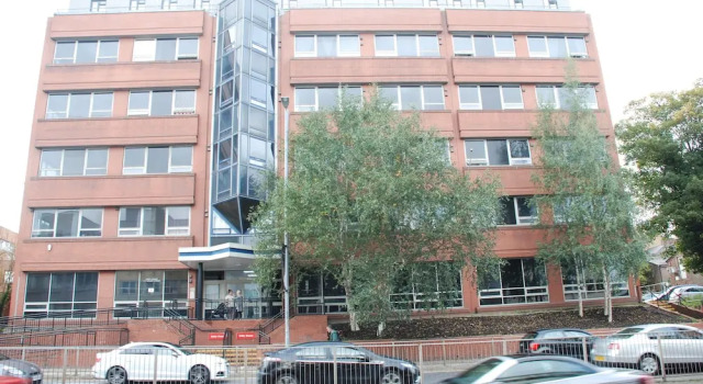 Apartments at Unity House, Varaa Huoneisto Asunnot kohteessa Merseyside, Huoneisto