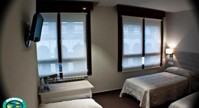 Трёхместный номер Standard Hotel Playa Poniente