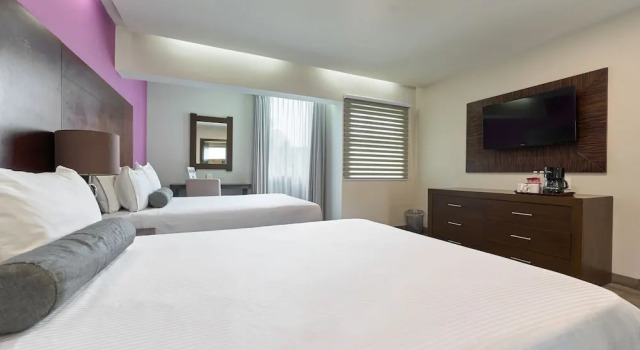 Четырёхместный номер Deluxe Hotel Estancia Business Class