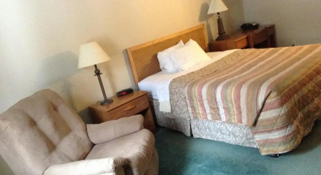 Номер Standard SunRise Inn Hotel