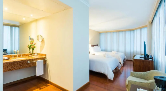 Junior Suite Cosmos 100 Hotel & Centro de Convenciones - Hoteles Cosmos