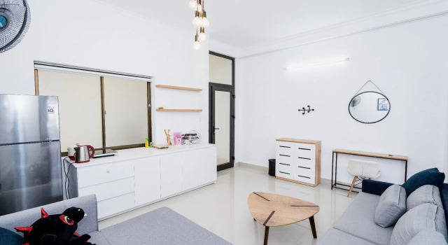 Shjmily House
