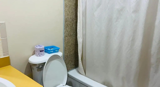 Четырёхместный номер Standard Sunset Inn