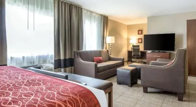 Люкс Comfort Inn Ottawa Starved Rock Area