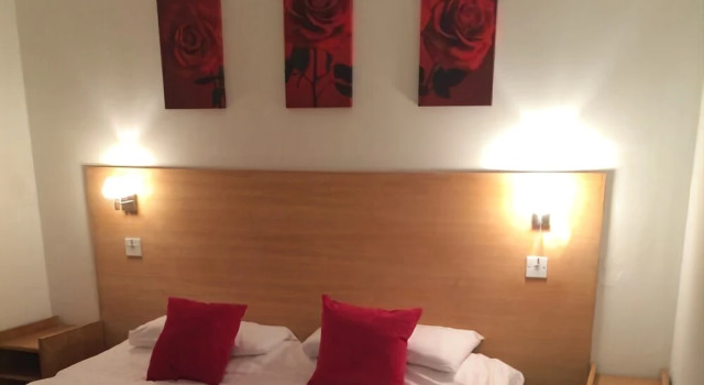 The New Dundee Carlton Hotel, Забронировать Отель Данди Ангус, рядом с Battlefield Live Dundee