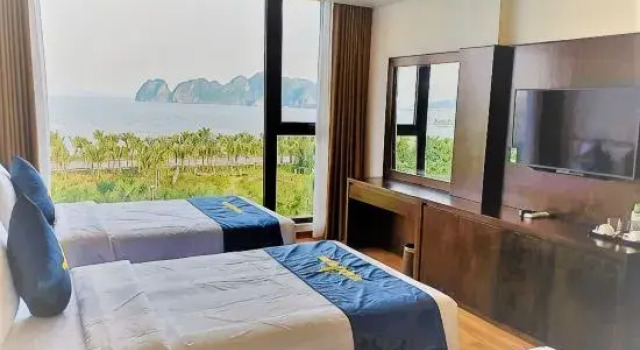 Номер Standard Golden Palm HaLong Hotel