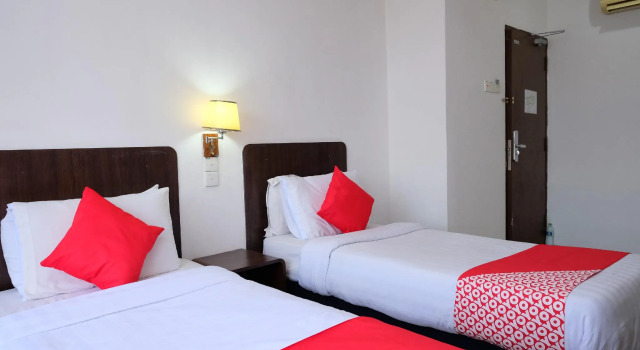 Двухместный номер Standard OYO 619 Grand City Hotel 2