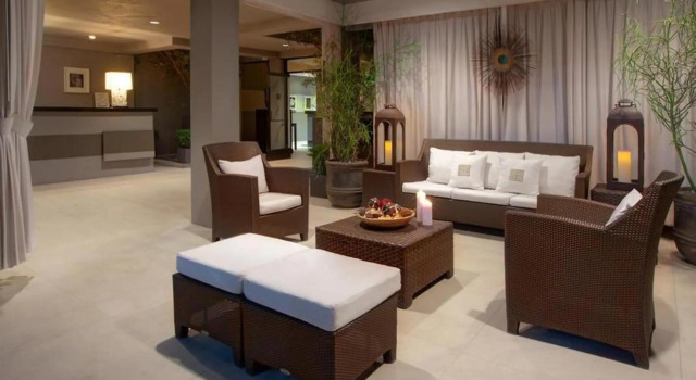 Luxe Sunset Boulevard Hotel