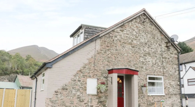 The Hayloft, Varaa Lomakoti Mökit kohteessa Merseyside, Mökki