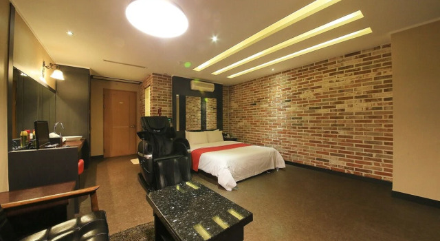 Hwagok Carlton Hotel, Prenota Hotel Gangseo-Gu Seul