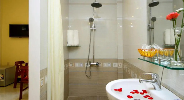 Трёхместный номер Standard с балконом Fireworks Homestay