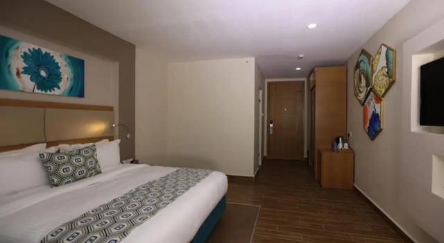 Полулюкс Отель PrideInn Plaza Nairobi Airport