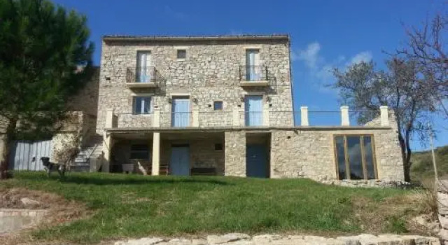 Casa Pietra, Rezervovat Hotel Atessa Abruzzo