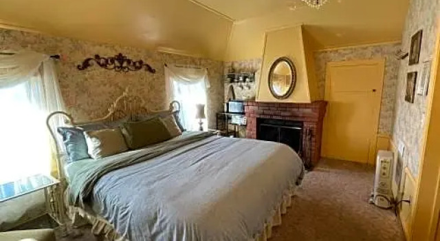 Номер Deluxe Country Inn Bed and Breakfast