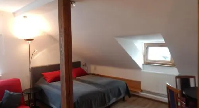 ROKO Apartments, Забронировать Апартаменты/квартира Отели Каунаса с парковкой, рядом с Церковь Святого Креста ордена Кармелитов, Парковка