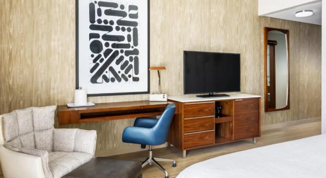 Номер Standard с балконом Hampton Inn & Suites Santa Monica