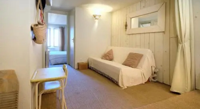 Maison du Cloitre d'Elne, Book Hotel Elne Pyrénées-Orientales