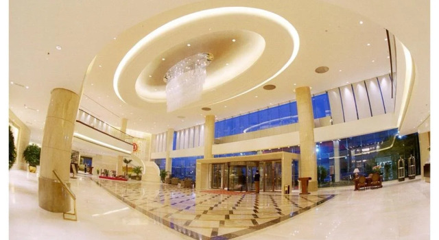 Yuanfei Hotel - Weifang, Book Hotel Hotels in Weifang with a Pool, Swimming Pool