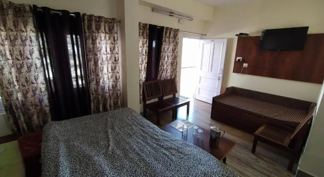 Hotel Saraswati, Rezervovat Hotel Mussoorie Uttarakhand