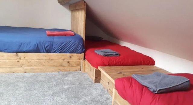 Семейный номер Standard Ty Glyndwr Bunkhouse, Bar and cafe