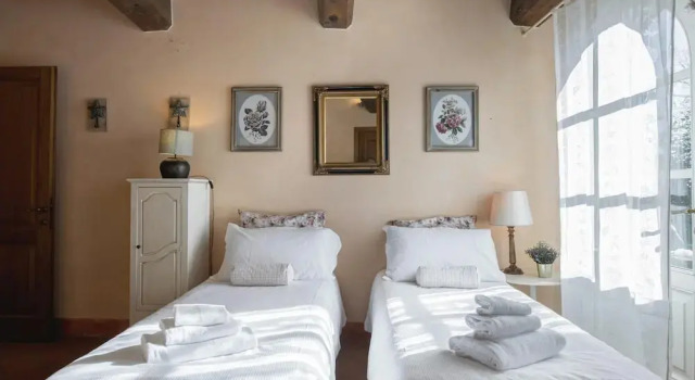 Коттедж Elisa Farmhouse Apartment in Wine Resort
