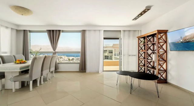 MAMAD - Sea View Beach Penthouse by Sea N' Rent