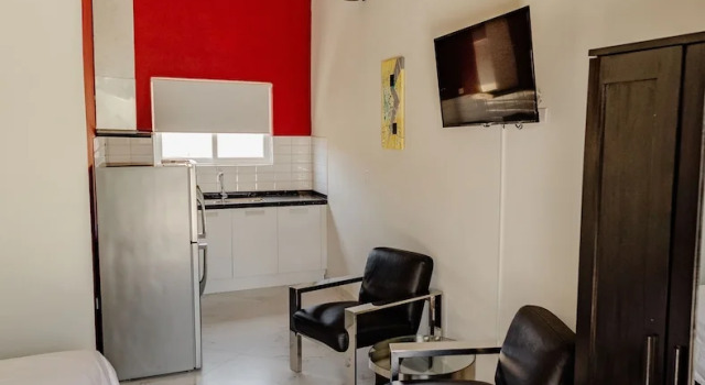 Monolocale con vista sul giardino Amazing Studio 2 km From Eagle Beach