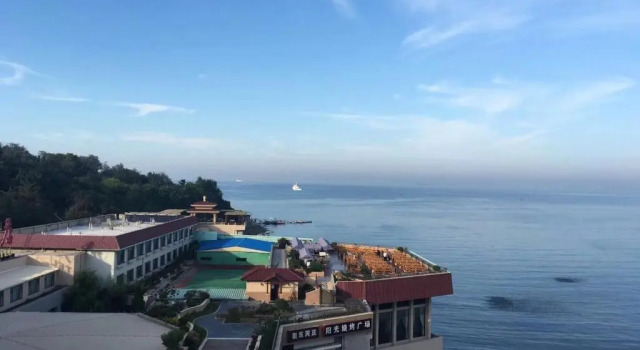 Двухместный номер Standard с видом на море Yantai Golden Gulf Hotel